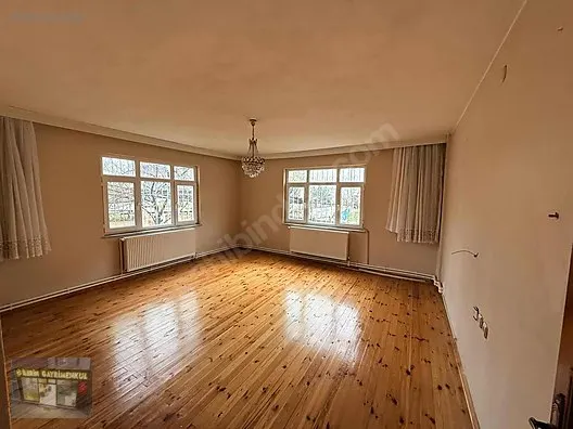 İLERİN GAYRİMENKUL'den YENİ MAHALLE'de KİRALIK 2+1 DAİRE